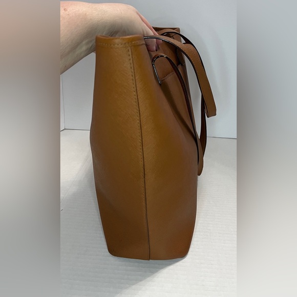 Michael Kors Handbag - Picture 2 of 11